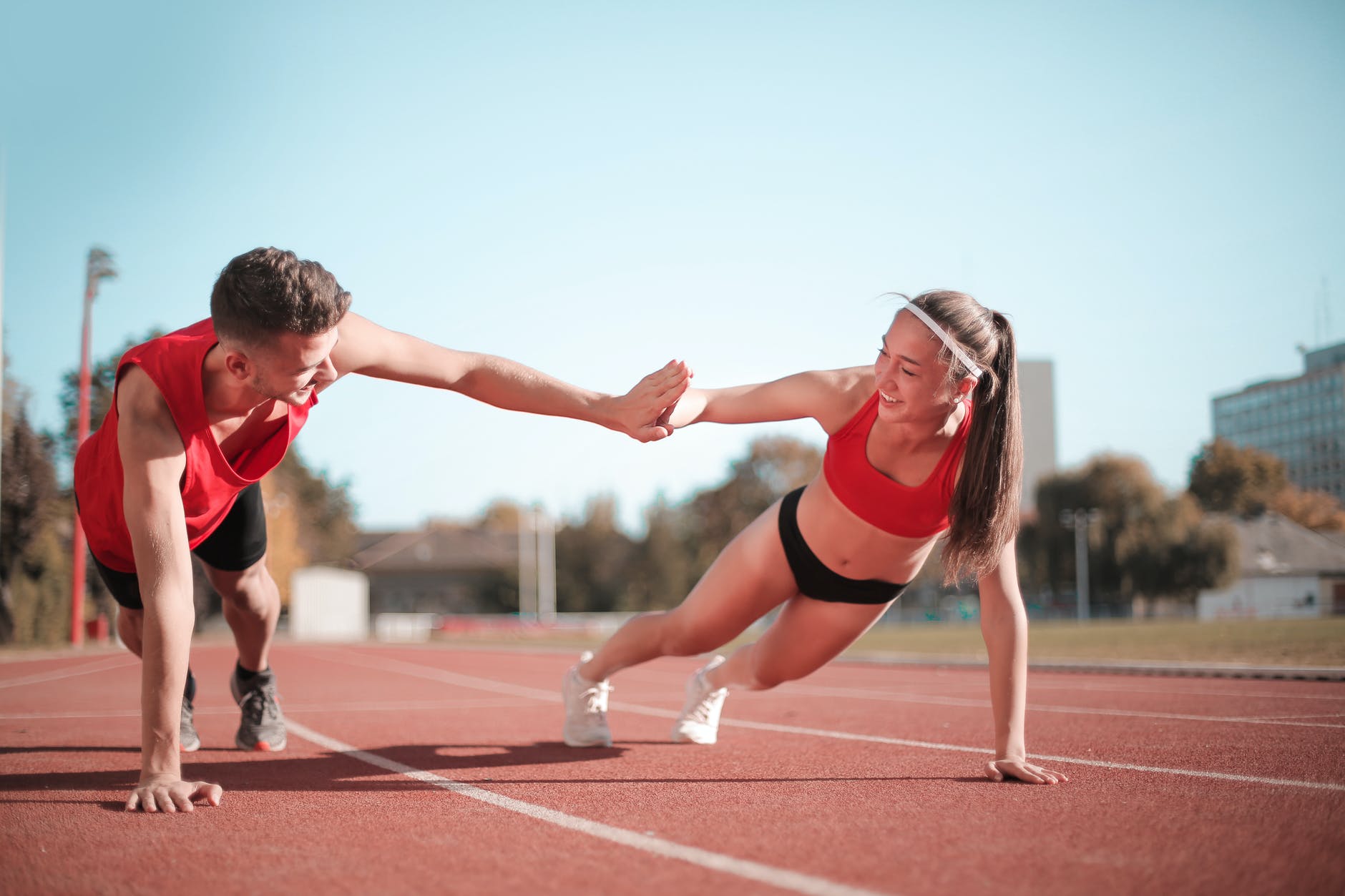 De la sport. Спортивные движения. Занятие спортом. Физическая выносливость. Спортивные занятия.