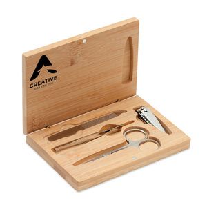 GiftRetail MO6629 - SEWA Set de manucure Wood