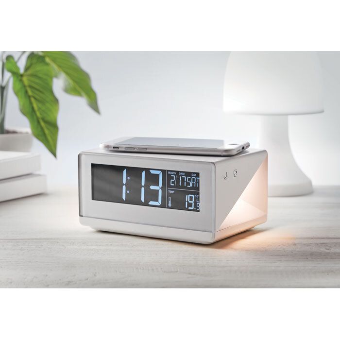 GiftRetail MO9588 - SKY WIRELESS Horloge LED et chargeur sans fi