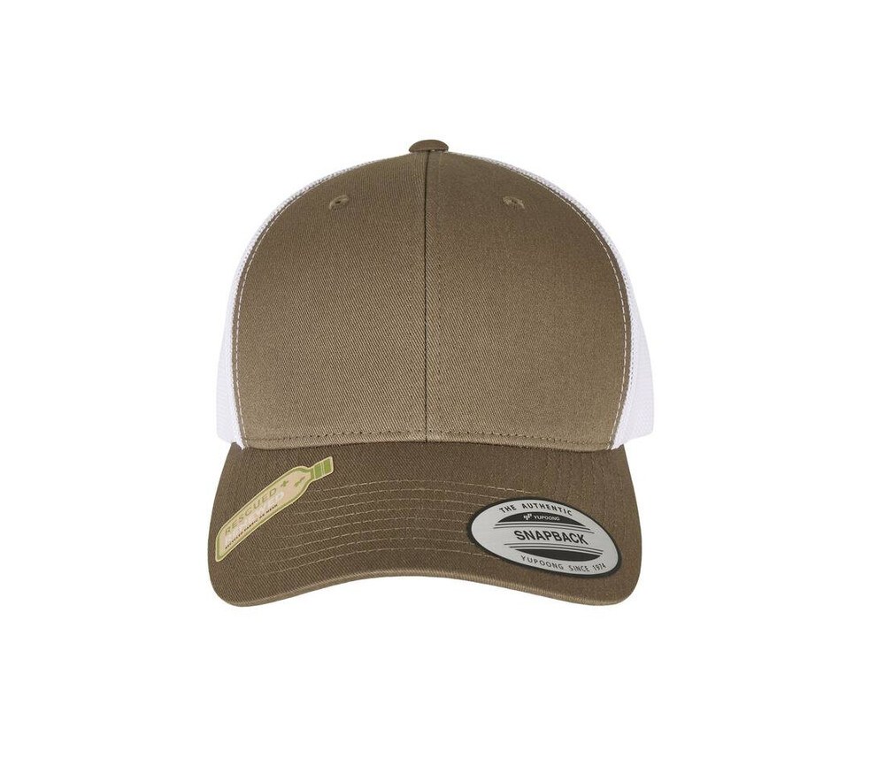 FLEXFIT 6606RT - Casquette style trucker en polyester recyclé